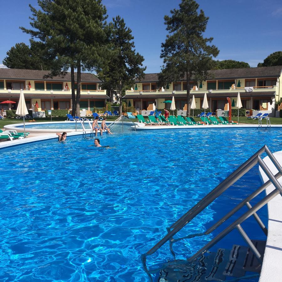 Bibione Residence Apartments Bagian luar foto