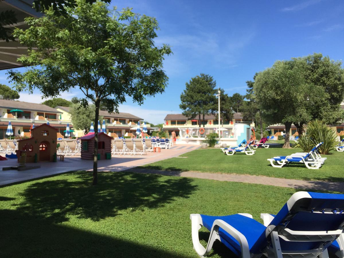 Bibione Residence Apartments Bagian luar foto
